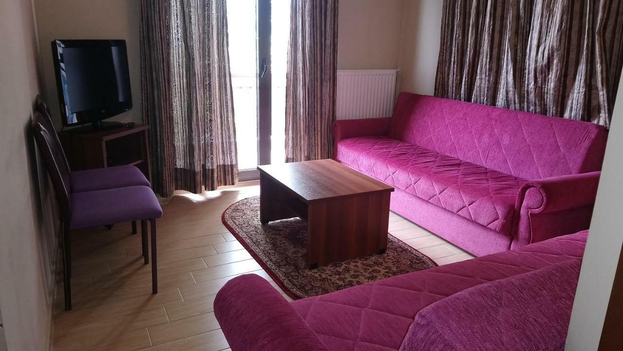 Alpina Suites Касторія Екстер'єр фото